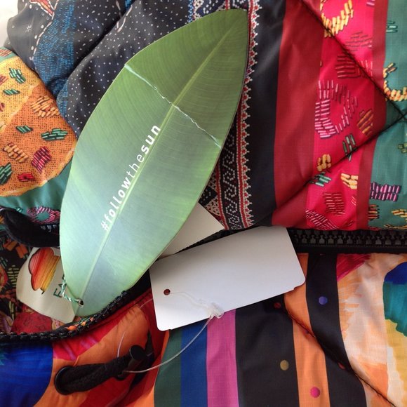 FARM Rio Mixed Scarves Reversible Puffer Jacket Patchwork Dopamine - Picture 14 of 14